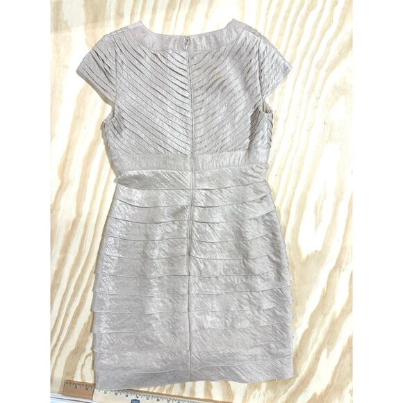 Adrianna Papell Metallic Shutter-Pleat Sheath Dress Size 6 wedding MOB Cocktail - Picture 2 of 6
